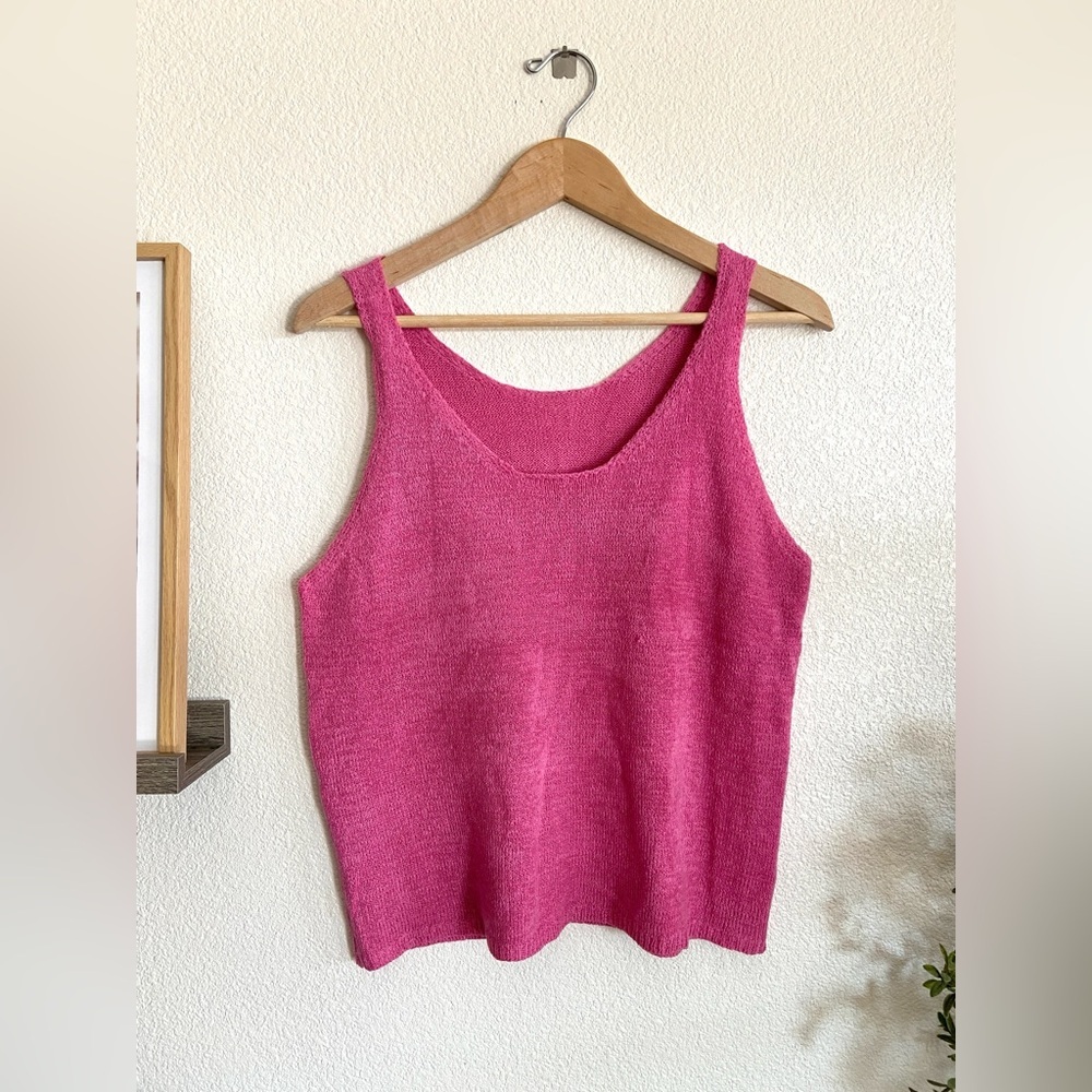 Knit pink tank top
